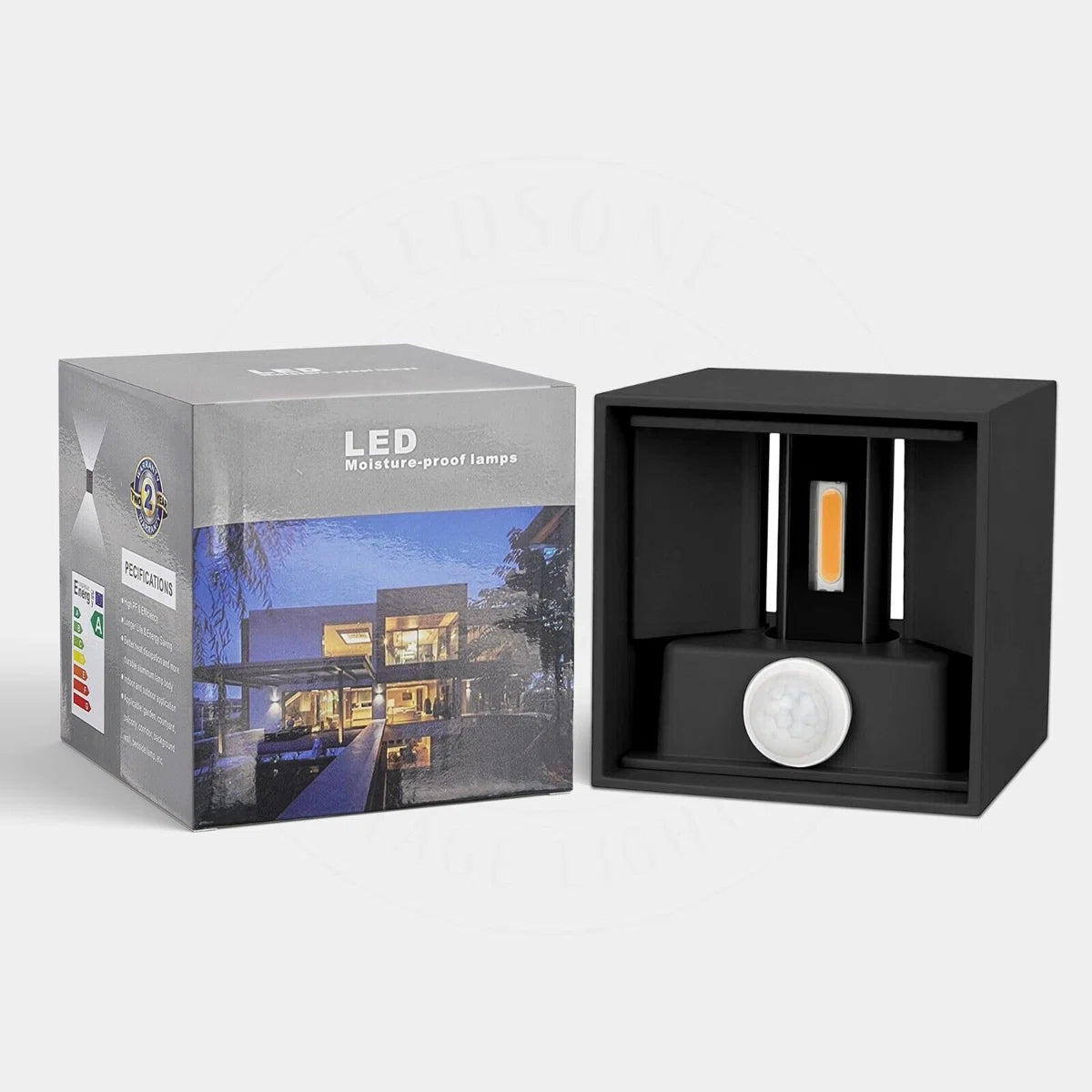 Black Betheny outdoor LED sconce by TheChandelierCo, 10cm high, with integrated lighting, mounted on exterior wall.