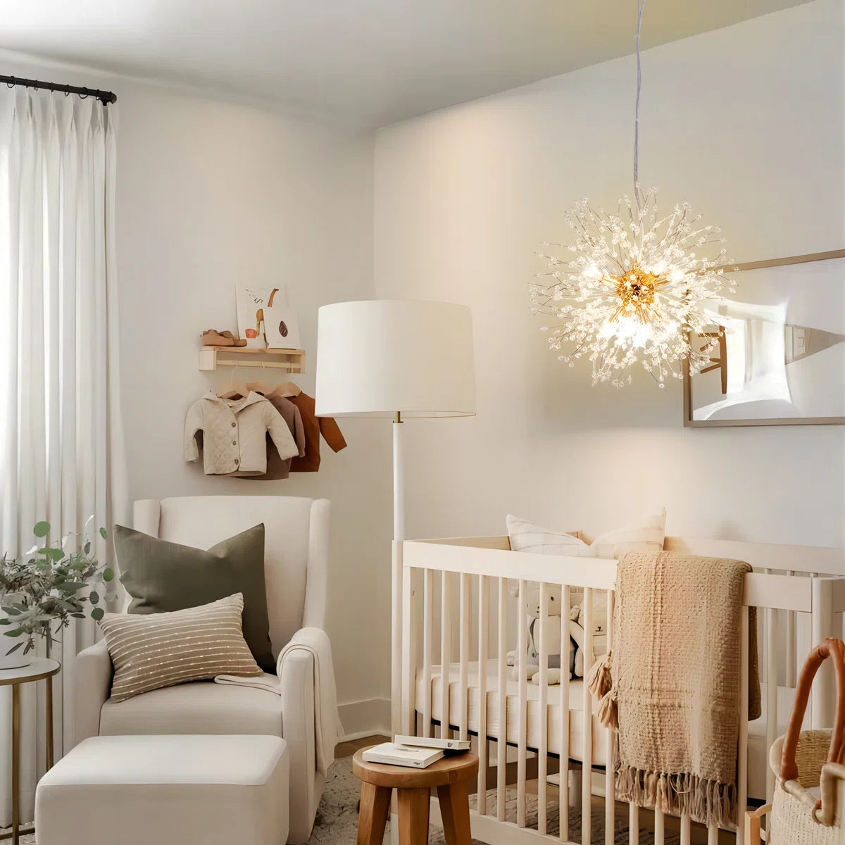 Dandelion 8-light Sputnik crystal chandelier with starburst design and sunburst ceiling lighting, featuring crystal accents and modern style.